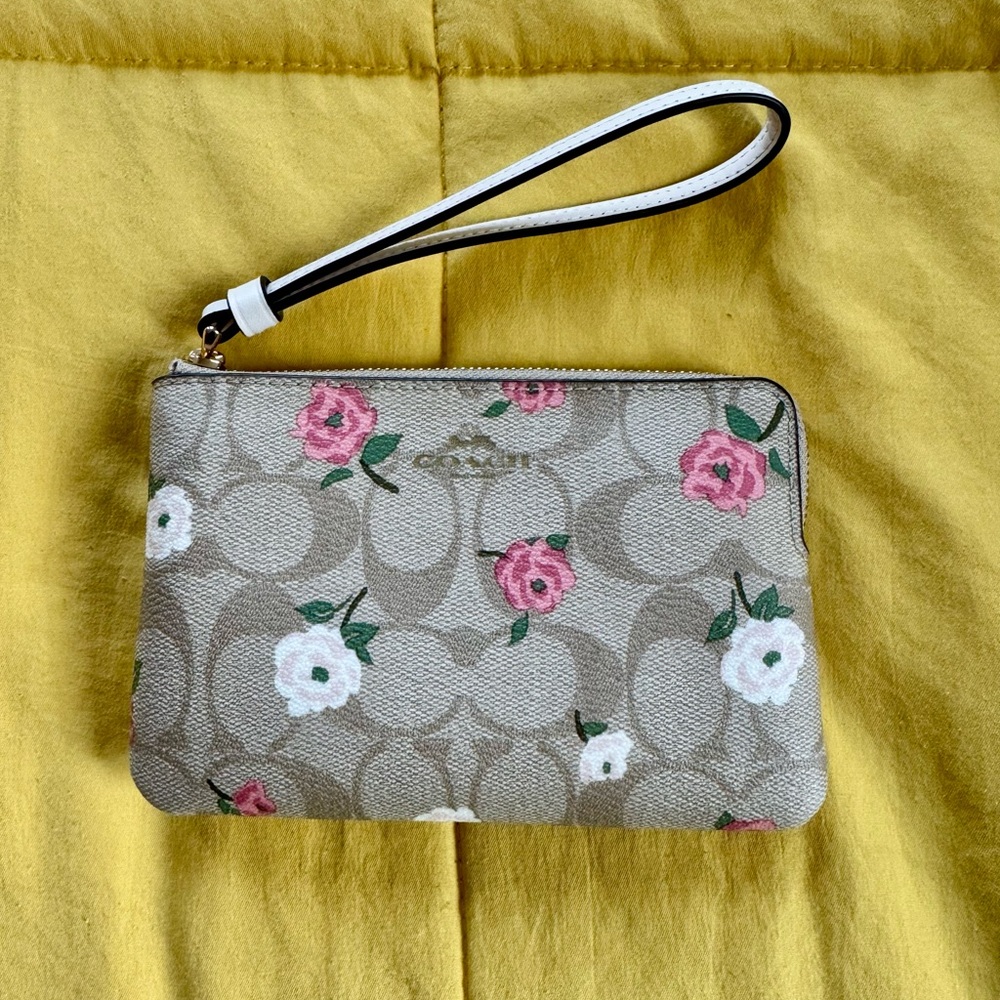 Coach Beige Signature Floral Wristlet with Pink & White Roses